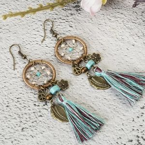 NIP dreamcatcher Tassel drop earrings